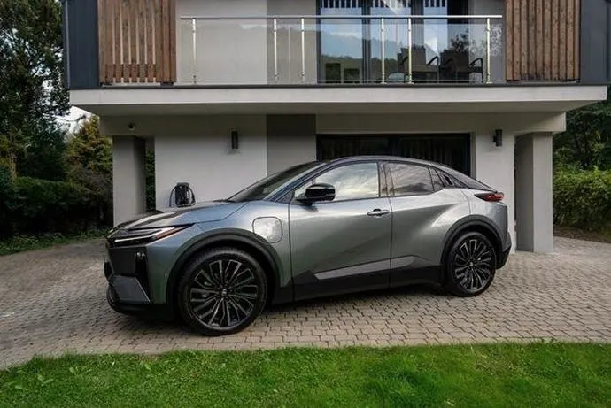 Jaki samochód elektryczny warto kupić w 2026 roku? Przewodnik po najlepszych modelach
