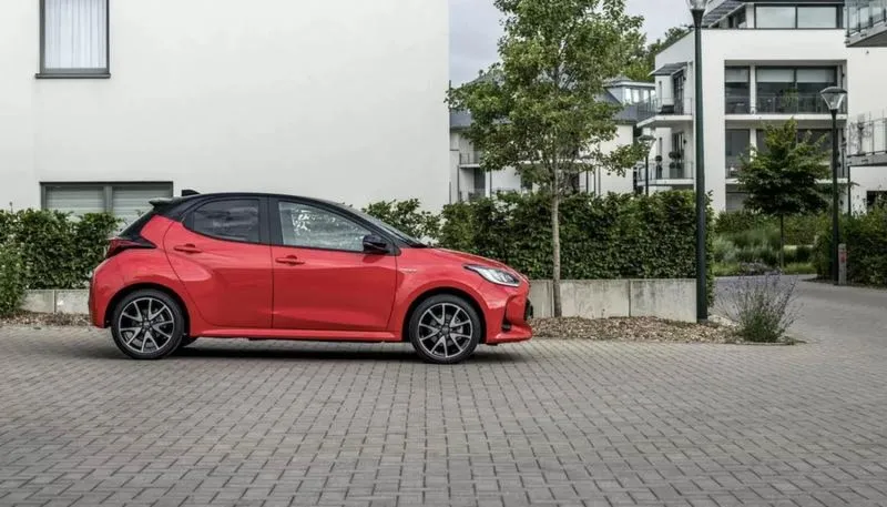 Jakie auto do miasta wybrać: diesel czy benzyna? Porównanie kosztów i wygody