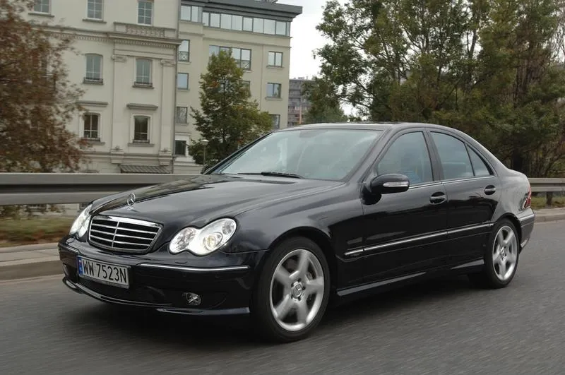 Optymalna temperatura silnika w mercedesie w203 – co warto wiedzieć?